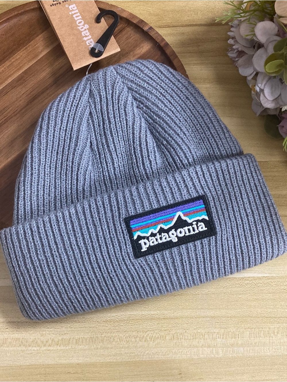 Patagonia Gray Ribbed Cuffed Beanie with Multicolor Logo